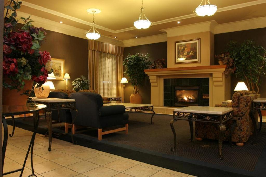 The Glenmore Inn & Convention Centre Calgary Luaran gambar