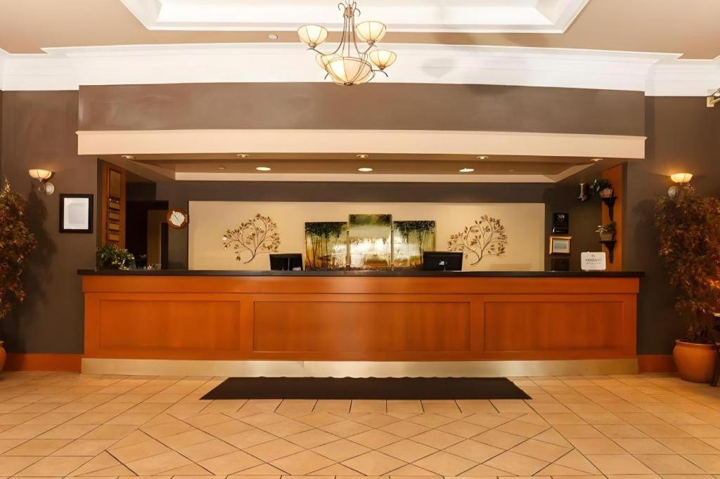 The Glenmore Inn & Convention Centre Calgary Luaran gambar